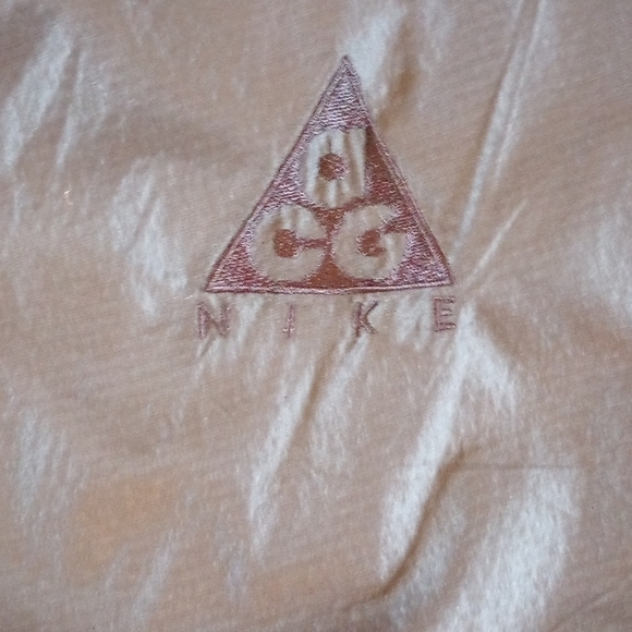 NIKE ACG WINDBREAKER XL - Picture 3 of 7